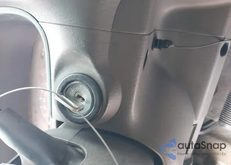 2003 Toyota Tundra Sr5 V8 from USA, damaged, VIN 5TBRT341X3S369588